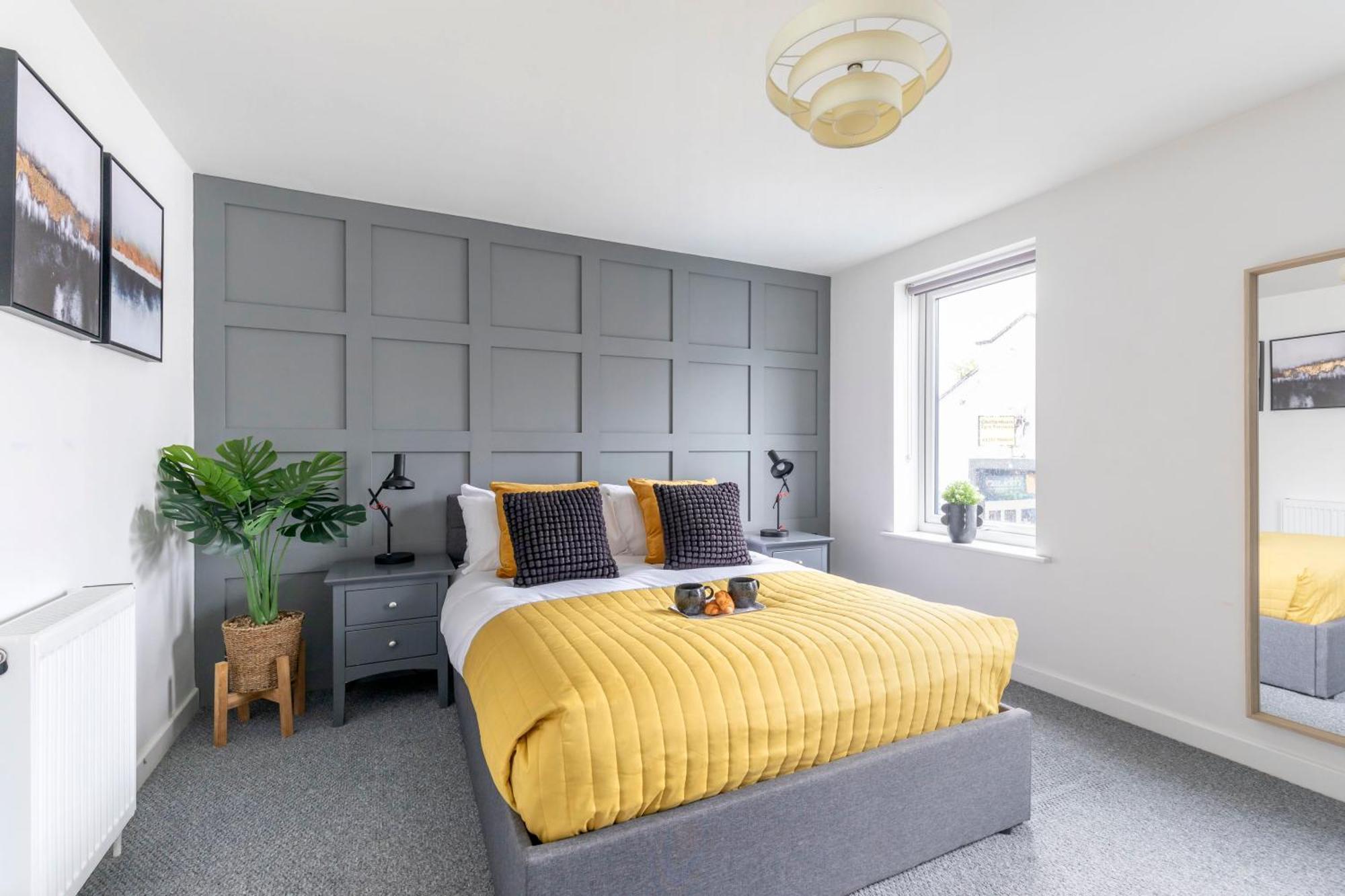 Modern Four Bedroom Four Bathroom Home Cheltenham Dış mekan fotoğraf
